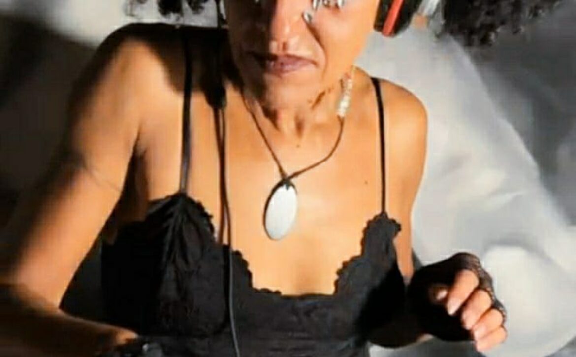 Dj Miss Brown
